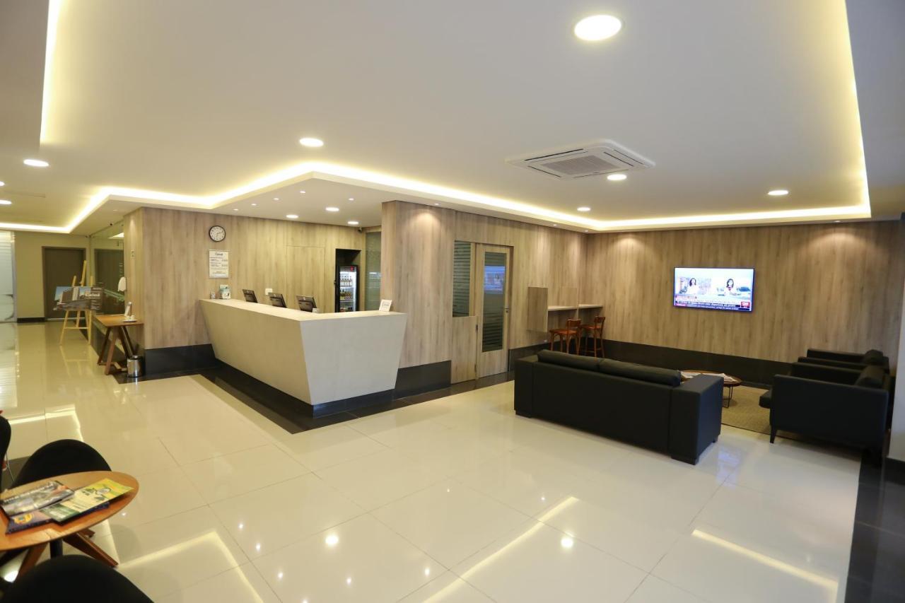 Hotel Caiuá Express Umuarama Esterno foto