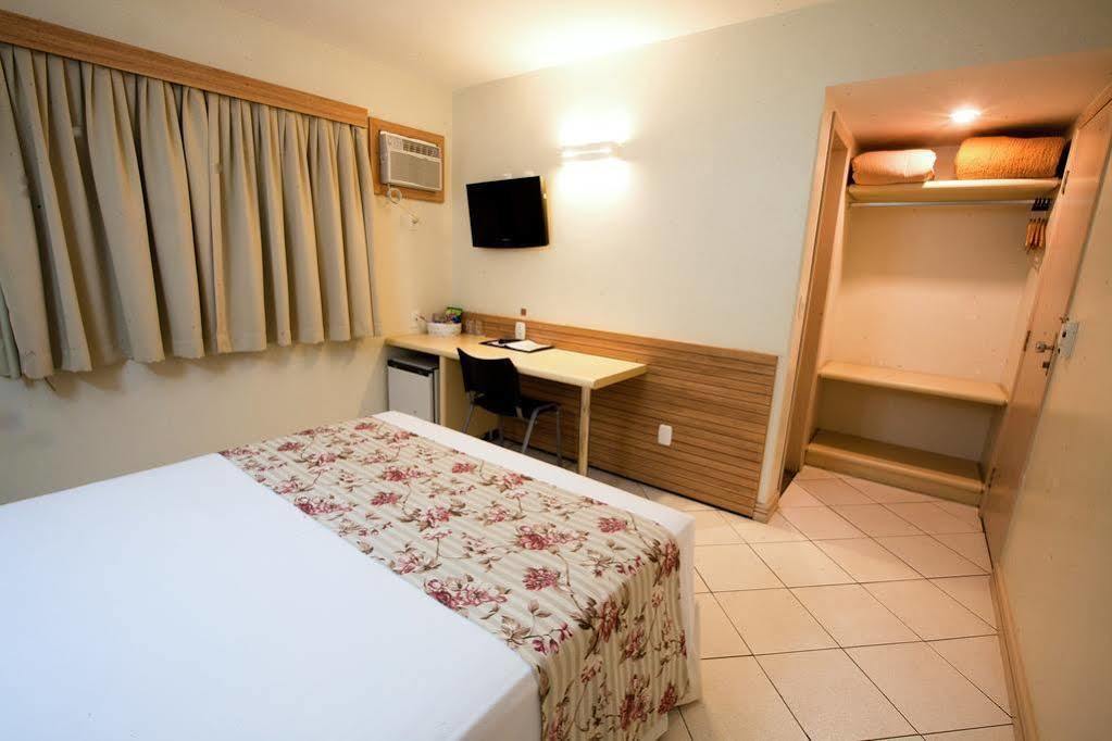 Hotel Caiuá Express Umuarama Esterno foto